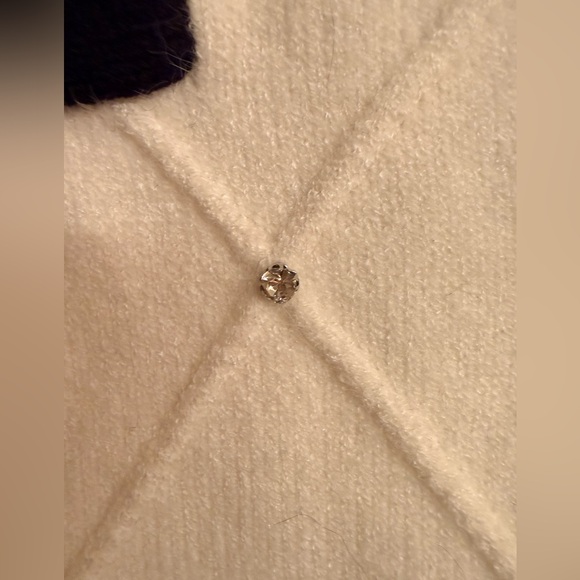 Karl Lagerfeld XL NWT Cream and Black Quilted Cardigan - Picture 8 of 9